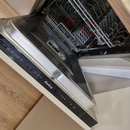 Apartament Sloneczny -Sciegiennego 凯尔采 外观 照片